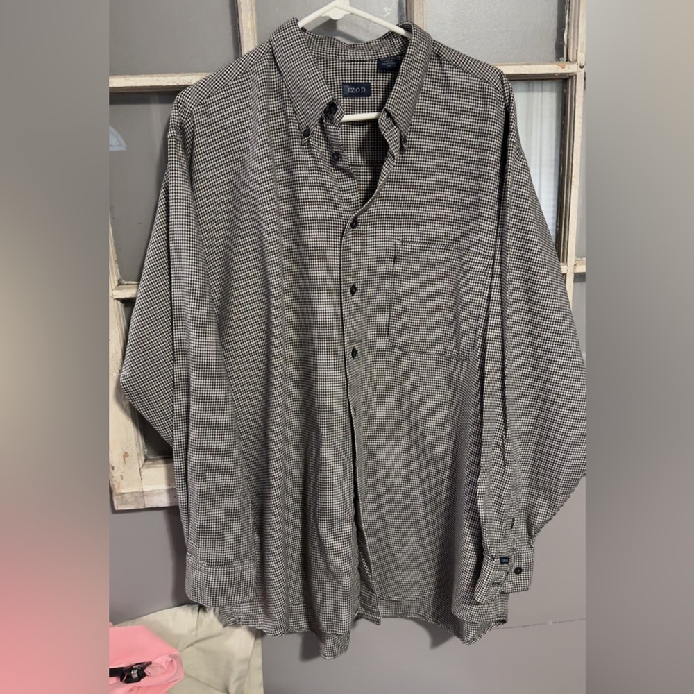 Izod Black and White Casual Button Down Shirt